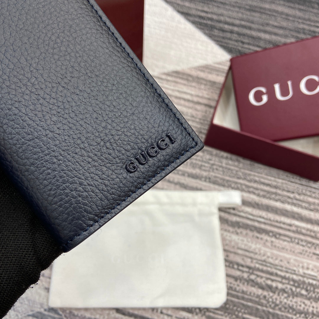 Gucci 2025 Early Spring Collection Green Calfskin Leather Bifold Wallet - Iconic Motif, Slim & Portable