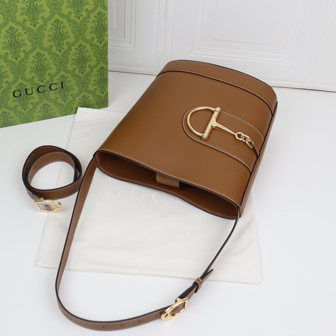 Gucci 73 Horsebit Bucket Bag SS2025 | Mocha Brown Oversized Tote with 3-Way Strap | 26x27.5x11.5cm