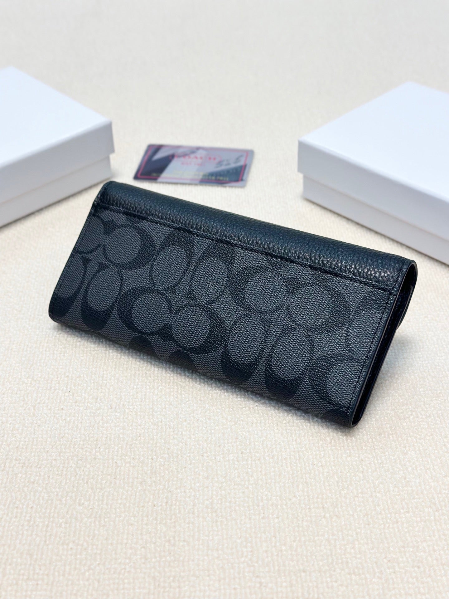 Coach-Style 19x10 Black Genuine Leather Clutch - Exquisite Craftsmanship, Spacious Interior, Luxe & Minimalist